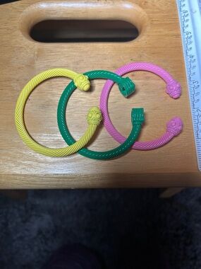 Set of 3 Colorful Twist Cuff Bracelets - Yellow, Green, Pink